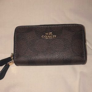 Coach zip wallet